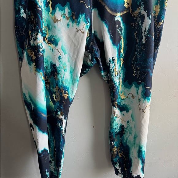 Old Navy Artistic Blue and Gold Leggings - Picture 3 of 9